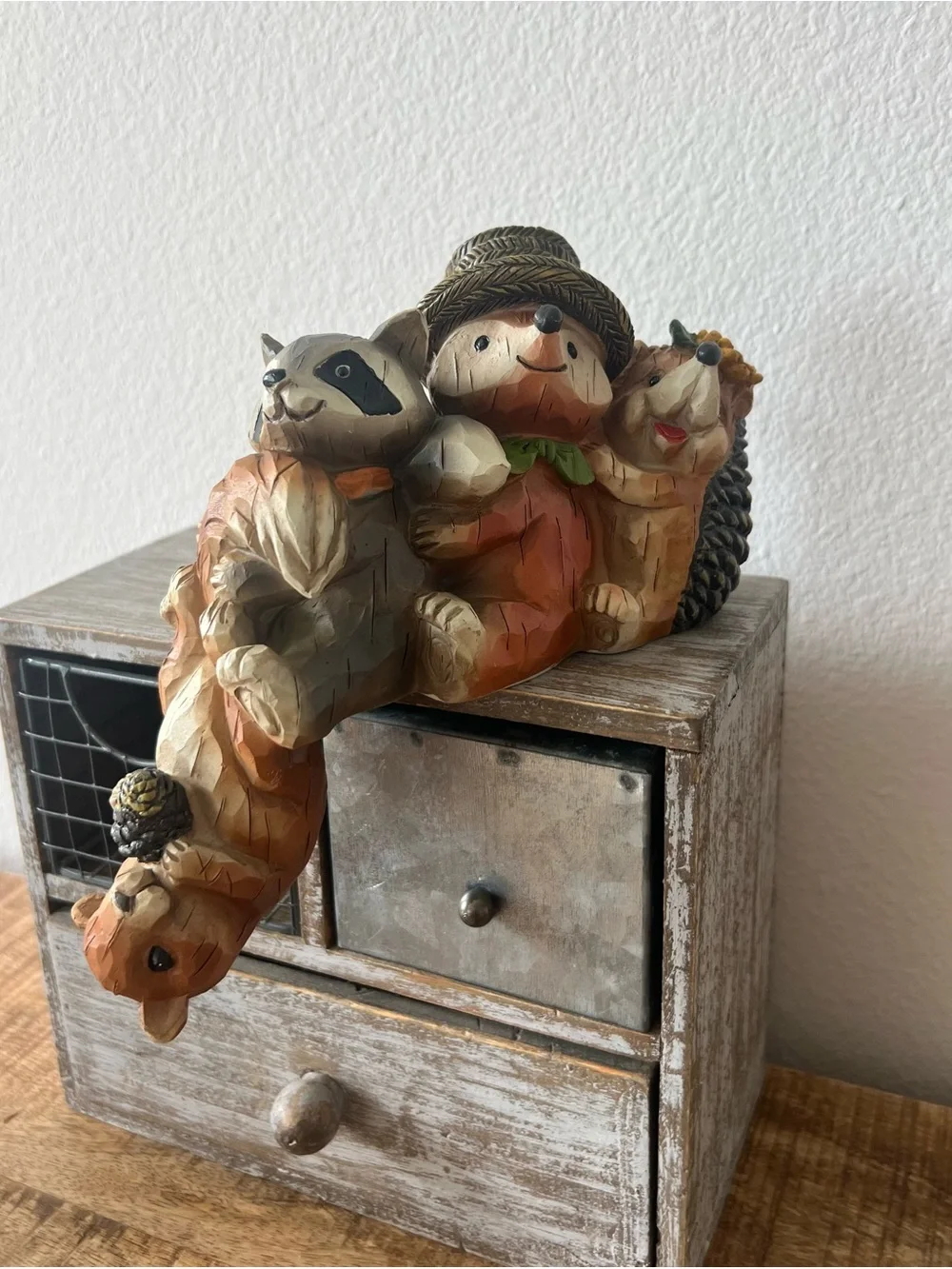 New Decorative Farmhouse Fall Critters